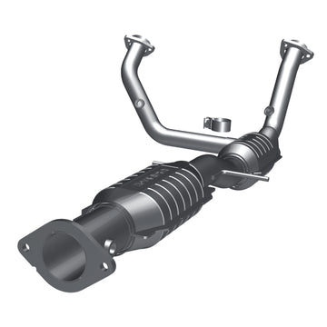 MagnaFlow Direct Fit Catalytic Converter 00-04 Chevy S10 4.3L 2WD