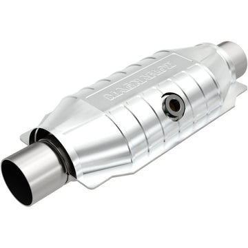 MagnaFlow Universal Catalytic Converter 2 Mid O2