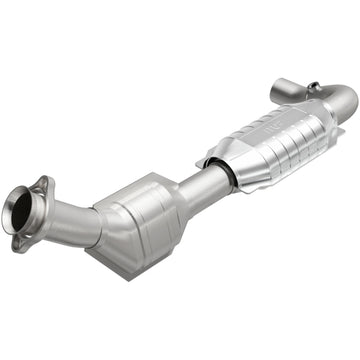 MagnaFlow Direct Fit Catalytic Converter 97-98 E150 E250 Van 4.2L D/