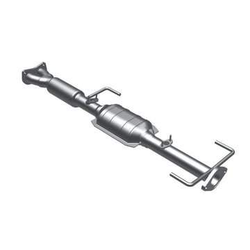 MagnaFlow Direct Fit Catalytic Converter Previa 95-96 2.4L