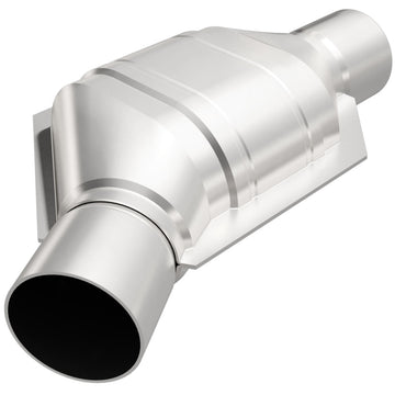 MagnaFlow Universal Catalytic Converter 2.25in Inlet/Outlet Angled Offset/Center Calif OBDII
