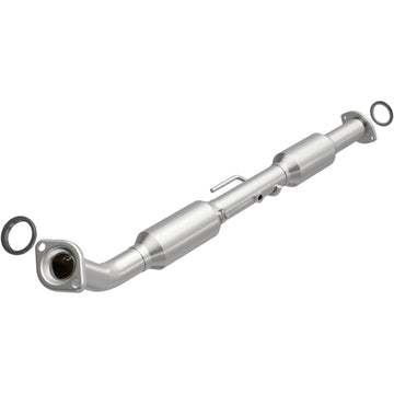 MagnaFlow Direct Fit Catalytic Converter 05-12 Toyota Tacoma L4-2.7L