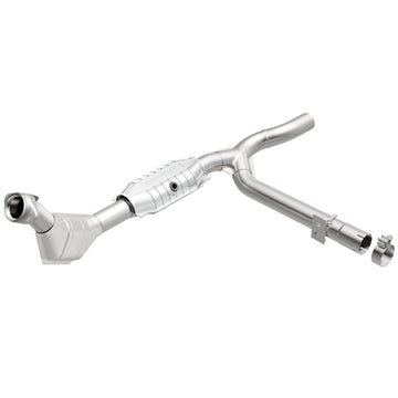 MagnaFlow Direct Fit Catalytic Converter 99-00 Ford F-150 4.6L