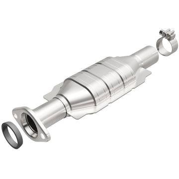 MagnaFlow Direct Fit Catalytic Converter 09-11 Ford Escape 3.0L