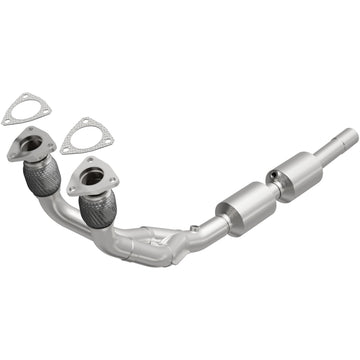 MagnaFlow Direct Fit Catalytic Converter 02-05 Golf 2.8L Underbody
