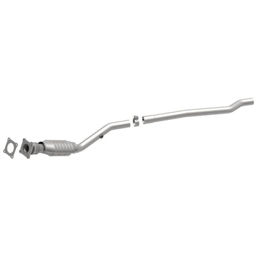 MagnaFlow Direct Fit Catalytic Converter 96-98 Caravan-Voyager 3.3L/