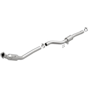 MagnaFlow Direct Fit Catalytic Converter 2013-2017 SL550 V8 4.6 OEM Underbody