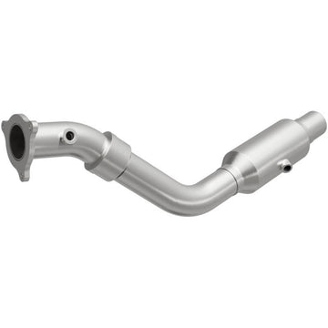 MagnaFlow Direct Fit Catalytic Converter OEM 2004-2006 Chrysler Pacifica Underbody