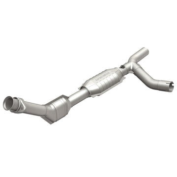 MagnaFlow Direct Fit Catalytic Converter 01-03 Ford E150 4.2L P/S