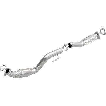 MagnaFlow Direct Fit Catalytic Converter 03-05 Express 2500 4.8L Passenger Side