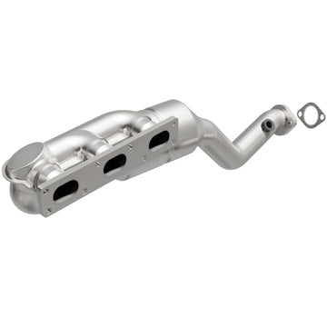 MagnaFlow Direct Fit Catalytic Converter BMW 5 99-00 Front