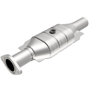 MagnaFlow Direct Fit Catalytic Converter 10-12 Ford Fusion 2.5L
