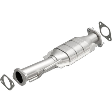 MagnaFlow Direct Fit Catalytic Converter 09-11 GMC Acadia 3.6L