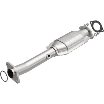 MagnaFlow Direct Fit Catalytic Converter 07 Titan 5.6L P/S rr OEM
