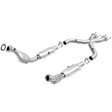 MagnaFlow Direct Fit Catalytic Converter 99-04 Mustang 4.6L 49S