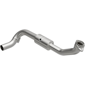 MagnaFlow Direct Fit Catalytic Converter 05-06 Lincoln Navigator 5.4L