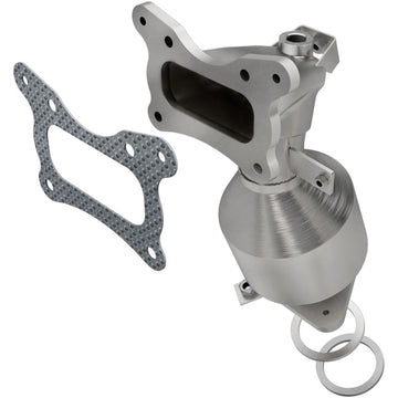 MagnaFlow Direct Fit Catalytic Converter 10-11 Honda CR-V 2.4L