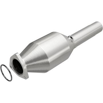 MagnaFlow 96-98 Volkswagen Golf 2.8L Direct Fit Converter