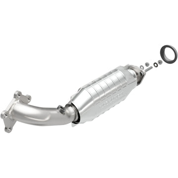 MagnaFlow Direct Fit Catalytic Converter 10-11 Cadillac CTS 3.0L