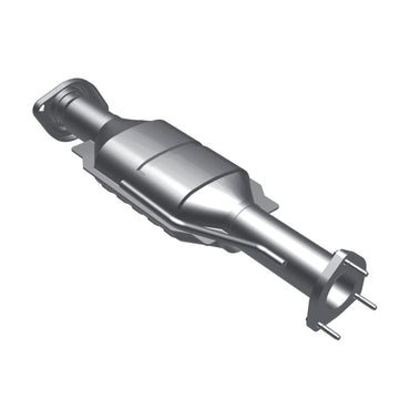 MagnaFlow Direct Fit Catalytic Converter 00-04 Jeep Wrangler 4.0L Rear/2.4L/2.5L