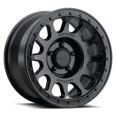 Method MR709 HD Bead Grip 17x 8.5in / ET0 / 5x5 BP / 71.5mm Bore - Black Wheel