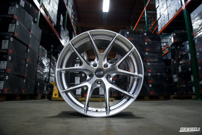 *New* ESR Wheels RF2 18X8.5 5X114.3 HYPER SILVER(set of 4)
