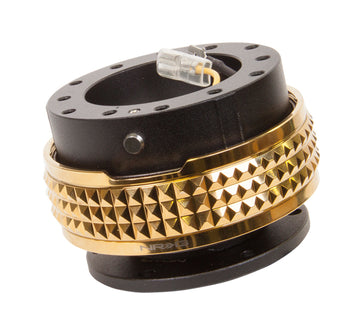 Kit de liberación rápida NRG - Edición Pyramid - Cuerpo negro / Anillo piramidal de oro cromado