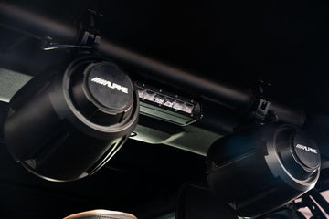 DV8 Offroad 21-22 Ford Bronco 4dr Barra de montaje de luz y altavoz trasero