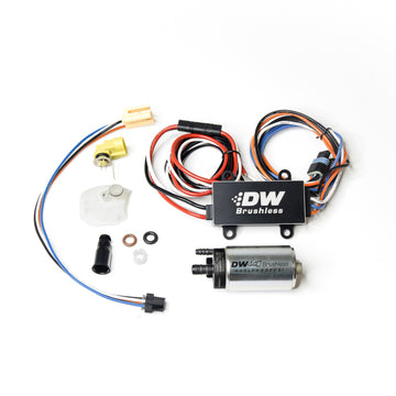 DeatschWerks DW440 440lph Bomba de combustible sin escobillas Controlador simple/doble con kit de instalación 08-14 Subaru WRX