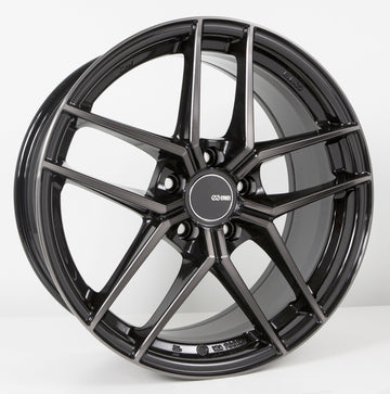 Rueda Enkei TY5 19x9,5 5x114,3 35 mm con compensación y diámetro de 72,6 mm, color negro perla