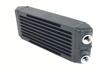 Enfriador de aceite universal de doble paso CSF ​​- M22 x 1,5 - 13 pulgadas de largo x 4,75 pulgadas de alto x 2,16 pulgadas de ancho