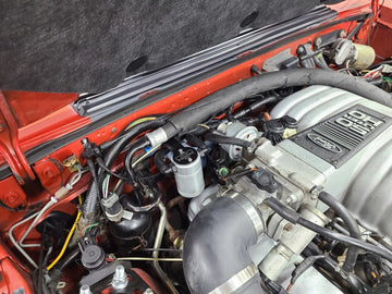 J&amp;L 86-93 Ford Mustang 5.0 302 Separador de aceite del lado del pasajero 3.0 - Anodizado transparente