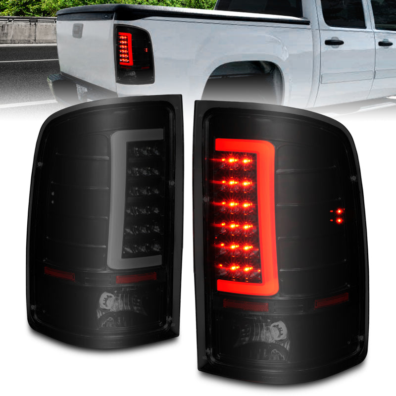 ANZO 2007-2013 GMC Sierra luces traseras LED con barra de luz, carcasa negra, lente ahumada