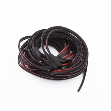 Bushwacker 99-18 Borde de repuesto universal estilo canal C - Rollo de 30 pies
