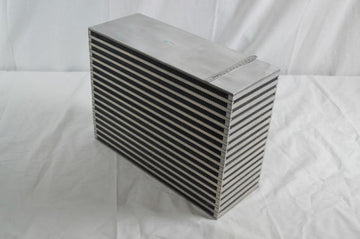 Núcleo de intercooler de placa y barra CSF Magnum 1000+hp: 18 pulgadas de largo x 12 pulgadas de alto x 6 pulgadas de ancho